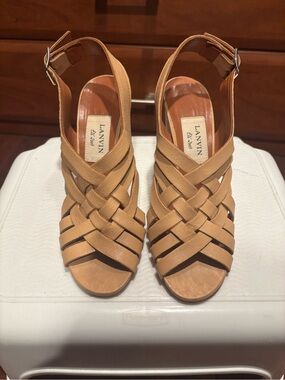 Lanvin Tan Leather Woven Slingback Sandals 2009 collection by Alber Elbaz